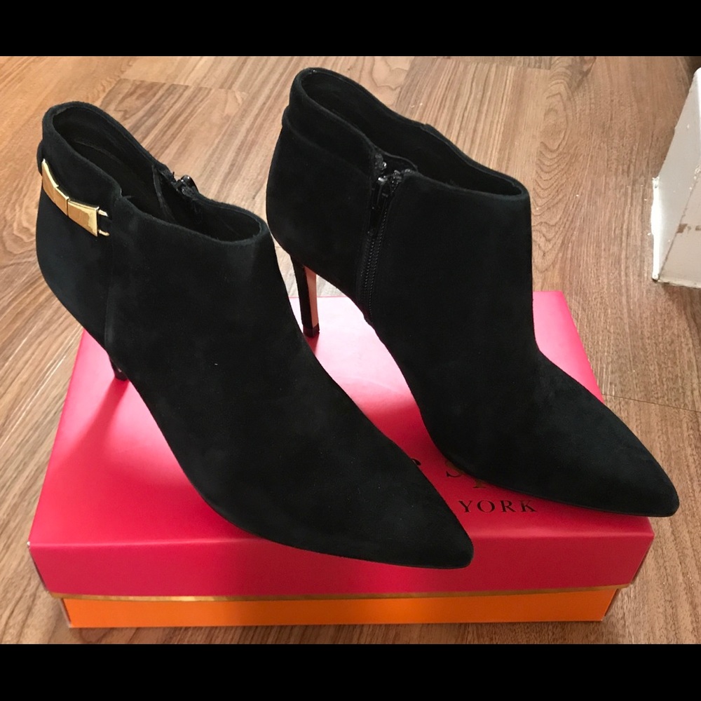 Heels/Booties - Picture 2 of 3